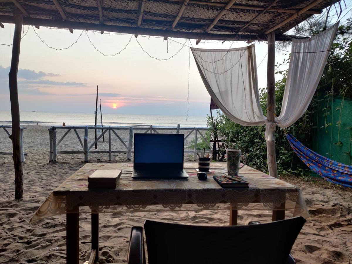 Surya Beach Cafe And Stay Gokarna  Dış mekan fotoğraf