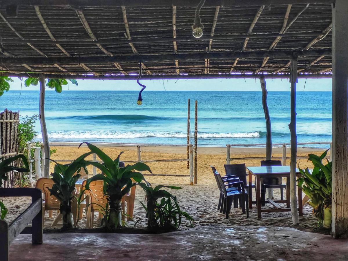 Surya Beach Cafe And Stay Gokarna  Dış mekan fotoğraf