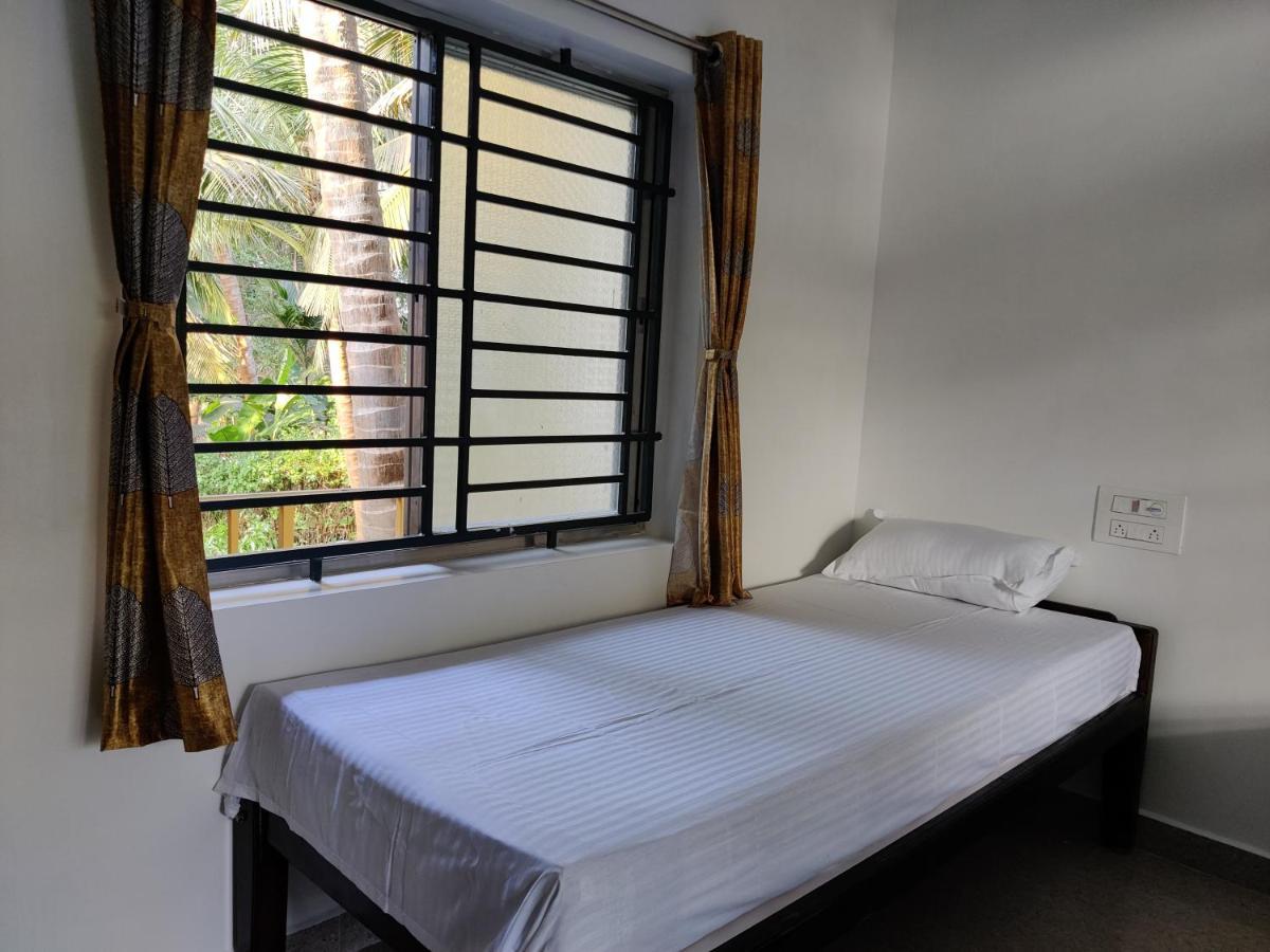 Surya Beach Cafe And Stay Gokarna  Dış mekan fotoğraf
