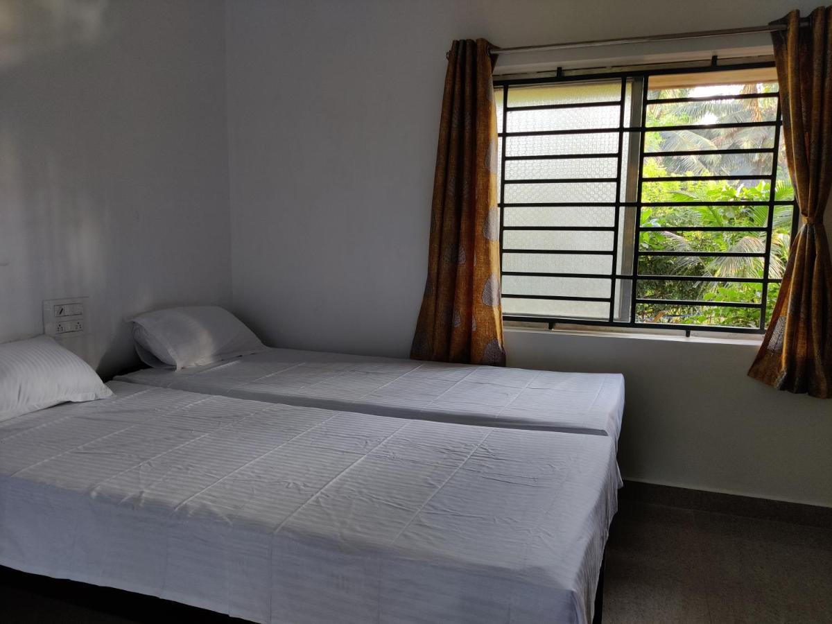 Surya Beach Cafe And Stay Gokarna  Dış mekan fotoğraf