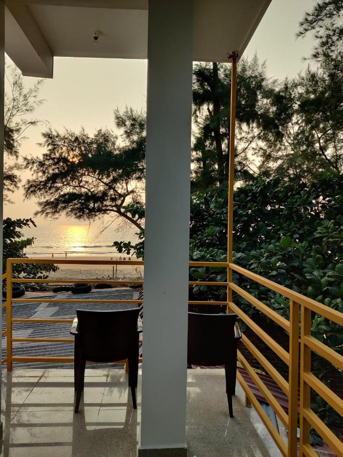 Surya Beach Cafe And Stay Gokarna  Dış mekan fotoğraf