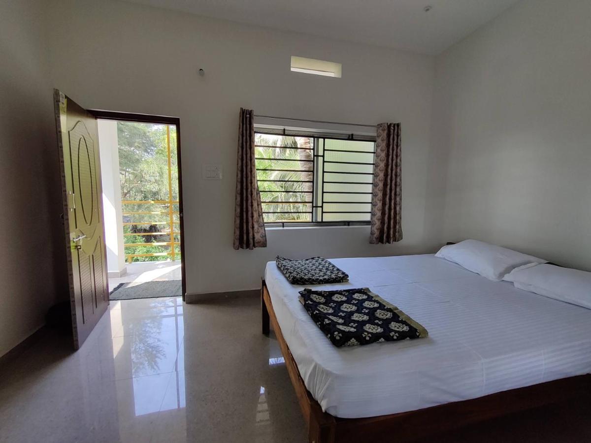 Surya Beach Cafe And Stay Gokarna  Dış mekan fotoğraf