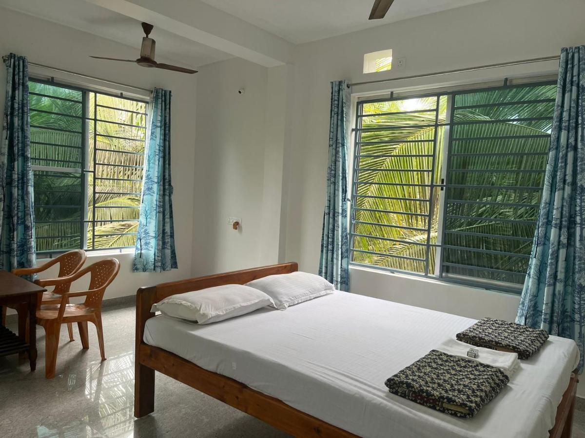 Surya Beach Cafe And Stay Gokarna  Dış mekan fotoğraf